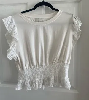Joie Women’s top thumbnail 1