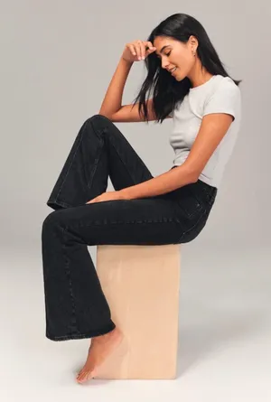 Abercrombie high rise vintage flare jeans thumbnail 4