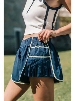 NWT Cupshe Navy Elastic Drop Waist Straight Leg Shorts - Size: Medium thumbnail 6