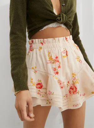 Aerie Rock 'n' Ruffle Skort Cream Floral Skort with Ruffles thumbnail 1