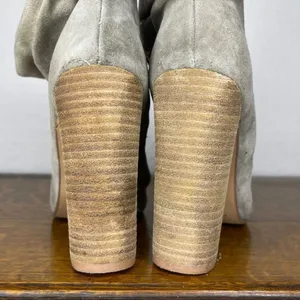 Chinese Laundry‎ Suede Heels thumbnail 4