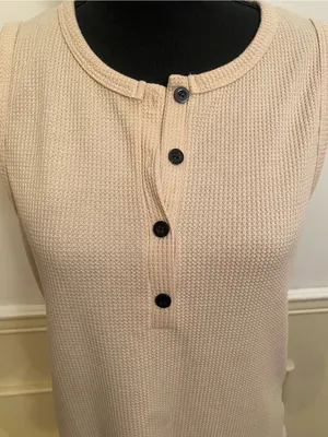Sleeveless Cream Waffle Knit Henley Tank Top - Classic Neutral Style thumbnail 4