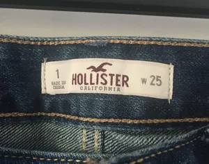 Hollister NWT easy fit boyfriend jeans thumbnail 3