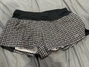 Nike Shorts thumbnail 1