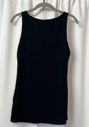 Basic Black Scoop Neck Minimalist Cotton Tank Top Size Small thumbnail 3