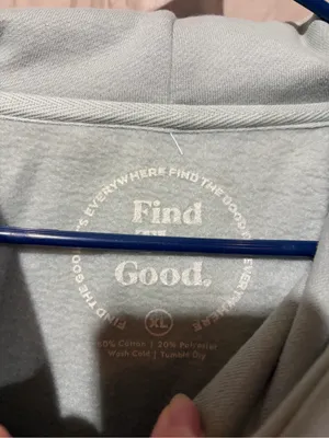 Find the good sweatshirt Size XL thumbnail 3