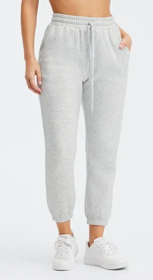 ✨Fabletics Eco Go-To Classic Light Grey Sz Medium Sweatpants✨ thumbnail 1