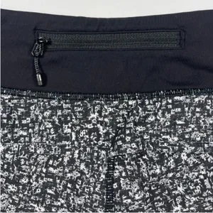 Lululemon Speed Short 2.5" Daisy Dust Alpine White Black‎ 6 Running Training EUC thumbnail 4