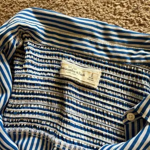 Abercrombie blue & white striped tank top‎ small thumbnail 8