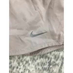 Nike Dri-FIT Women Training Shorts XL Mauve Taupe Loose Fit DX6016-019‎ NWT thumbnail 2