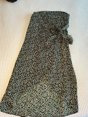 Princess Polly Hazey Floral Wrap Skirt Green thumbnail 3