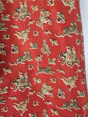 Vintage Harold’s 90s Asian motif elephants lions red silk blend skirt size 2 thumbnail 2