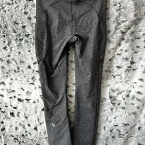 276. Lululemon Speed Up Crop 21" Grey size 2 Gray thumbnail 2