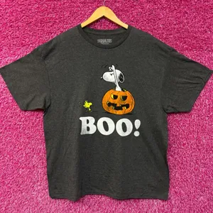 Peanut Snoopy Halloween T-shirt size Extra Large  thumbnail 1