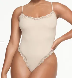 Skims Fits Everybody Corded Lace Bodysuit thumbnail 1