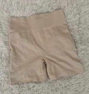 Seamless Ribbed Tummy Control Compression Shorts Size L Nude Tan Size L thumbnail 1