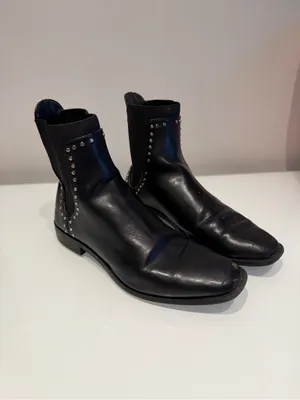 ZARA Black Chelsea Boots Size 7.5 thumbnail 4