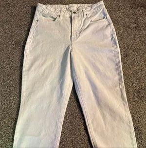 Old Navy Jeans  thumbnail 1