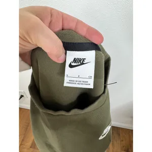 Nike Tech Pack Long Sleeve Mock‎ Neck Top Olive Green DD5626-222 Womens S thumbnail 4