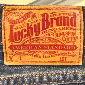 Lucky Brand Classic Fit Crop Jeans Womens 28 Medium Wash Blue Stretch Denim Y2K‎ thumbnail 4