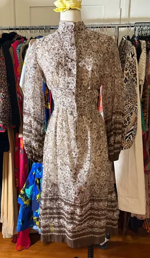 Vintage-Inspired Brown Floral Long Sleeve Dress thumbnail 1