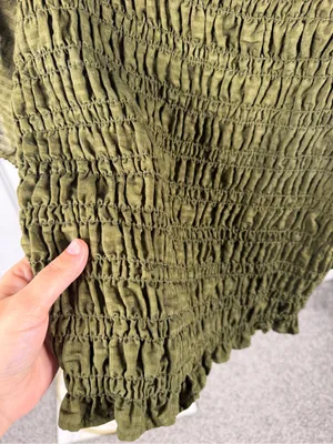 Old Navy Moss Green Smocked Puff Sleeve Top Size XL Fall Boho thumbnail 4