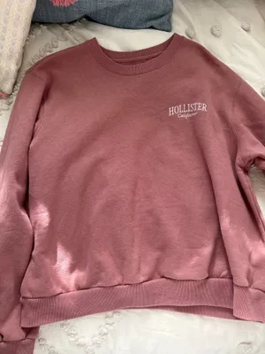 Hollister Sweatshirt Women’s Small thumbnail 1