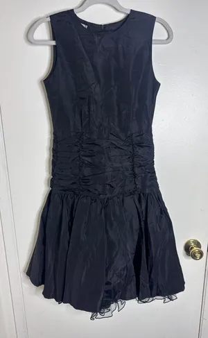 Vintage 80s Zoë Ltd Black Taffeta Dropped Ruched Waist Mini Party Dress thumbnail 1