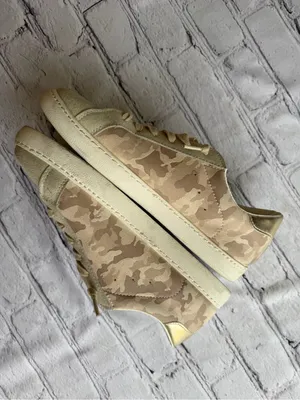 Vintage Havana Bianca Light Camo Multi Size 10 Cute Sneakers Gold Sparkle Star thumbnail 10