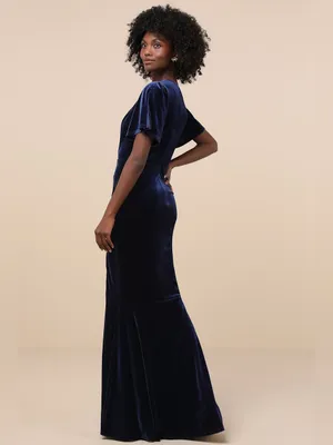 Lulus Elegant Evenings Navy Velvet Flutter Sleeve Trumpet Maxi Dress Navy 1X NWT thumbnail 2