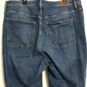 Madewell Mom jeans distressed size 36 waist measures 40 Blue Denim‎ women’s thumbnail 8