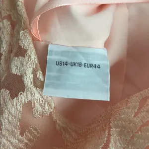 Pink tulle formal Size 14 thumbnail 10