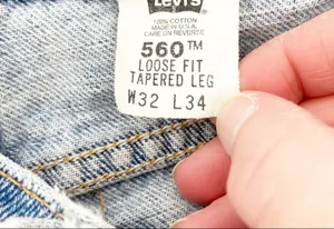 Vintage Levi’s 560 High Waisted Mom Jeans thumbnail 4