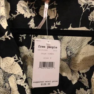 Free People wrap dress size small, new, never worn thumbnail 3