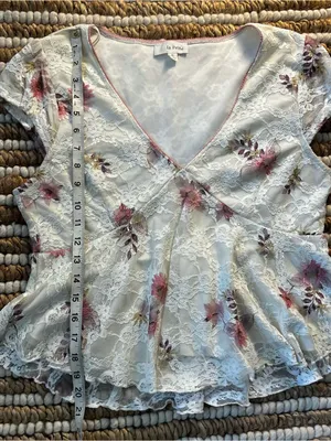 White Lace Floral Print Baby Doll style Flowy Top thumbnail 3