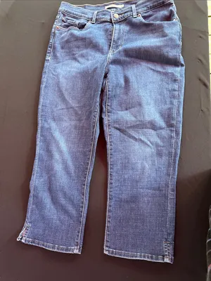 Womans Classic Capi Jeans - Blue thumbnail 1