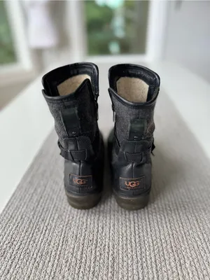 UGG Black Leather Gray Wool Side Zip Moto Boots Booties Size 7 thumbnail 5