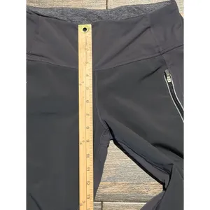 Lululemon Run: Free Pant Coal Grey Pockets W5221S Size 6 Softshell Outdoor Warm thumbnail 5