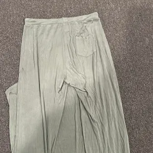 PJ set Green thumbnail 5