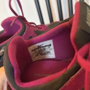 Nike Training In Season TR2 running sneaker pink size 8 thumbnail 9