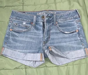 American Eagle shorts thumbnail 1
