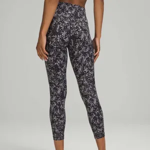 Lululemon Black Blossom Overlay Starlight Align High-Rise Leggings Size 14 thumbnail 6