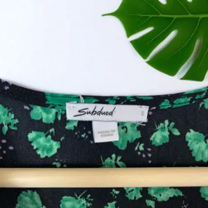 ASOS Subdued Emerald Leaf Floral Print Ruffle Tiered Flare Sleeve Dress thumbnail 9