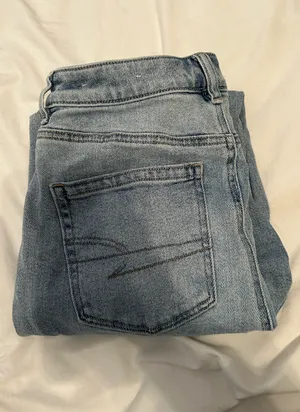 American Eagle Outfitters Straight Jeans thumbnail 2