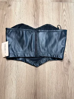 SHEIN Black Faux Leather Strapless Corset Crop Top with Sweetheart Neckline‎ thumbnail 4