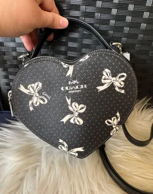 Heart Crossbody Bag With Bow Print thumbnail 7