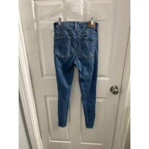 American Eagle Next Level Stretch Jeans Size 2 thumbnail 2