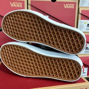 Vans Women's Black Trainers thumbnail 6