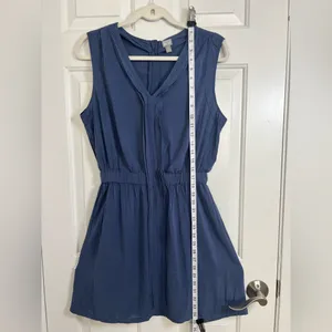 Converse One Star Women's Size‎ S Black Pleated Midi Sleeveless V-Neck Dress thumbnail 3