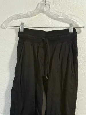 Lululemon Beyond the Studio Jogger Black Pants Women's Size 0 thumbnail 2